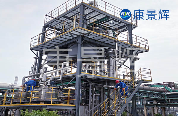 大型的河北多效蒸發(fā)器，采用直立的落地式的結構，占地面積小，布局合理